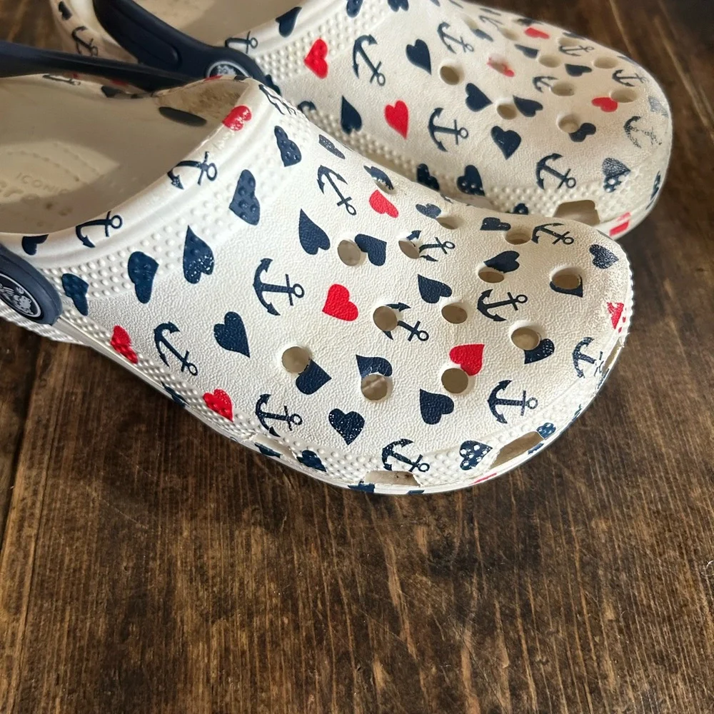 Crocs Classic White Anchor & Hearts Print Clogs US Size C 13‎ Unisex Children